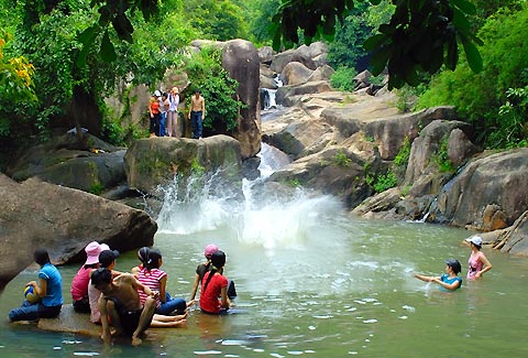 du-lich-suoi-tranh-phu-quoc