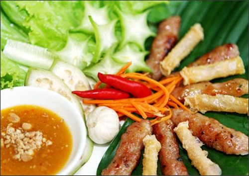 Nem nướng – đặc sản gia truyền Nha Trang