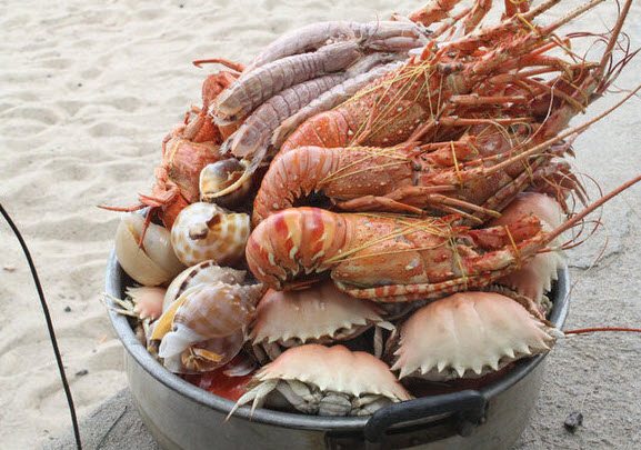 Du lịch Nha Trang, đừng quên thưởng thức các hải sản tươi ngon, giá rẻ tại đây